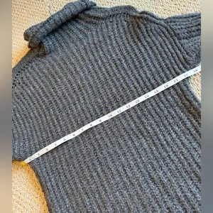 Abercrombie & Fitch Women's Gray Turtleneck Sweater Size Small Knit Cozy Comfy thumbnail 9