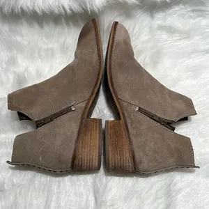 Diba Tan Studded Ankle Boots size 9. C1‎ Brown thumbnail 8