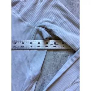 Lululemon Ribbed Long Sleeve Running Top Lavender Thumbholes Size 6 thumbnail 3