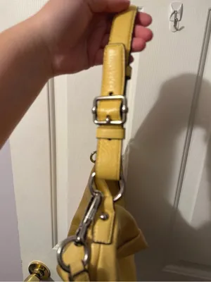 Coach Isabelle Madison Butter Yellow Shoulder Bag thumbnail 6