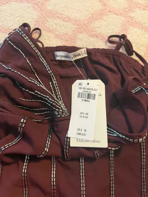 Abercrombie v-neck beaded cami thumbnail 3