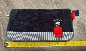 Peanuts Snoopy Black and Red Toiletry Bag thumbnail 1
