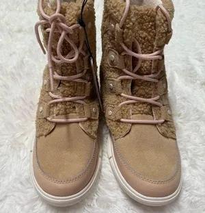 New Women's Joan Cozy Tan and Cream Sorel Shearling Boots thumbnail 1