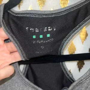 Therapy sports bra front zip grey size M Gray Size M thumbnail 3