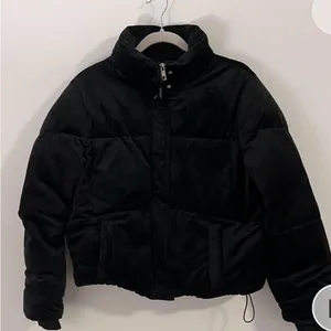 Edikted Black Velvet Puffer Jacket thumbnail 5