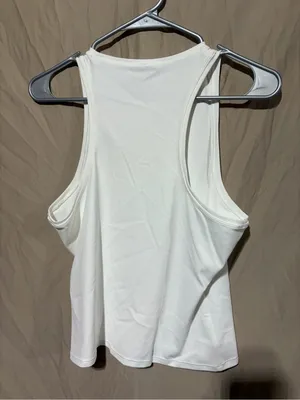 Vuori tank top thumbnail 4