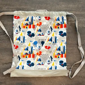 Walt‎ Disney World Mickey Mouse Cinch Backpack Bag NWOT thumbnail 7