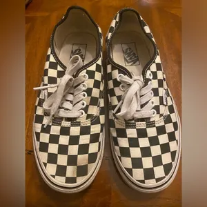 Vans Low checkerboard for men and women thumbnail 2
