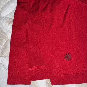 Athleta Women’s Red Crew Neck Top size 1X thumbnail 9