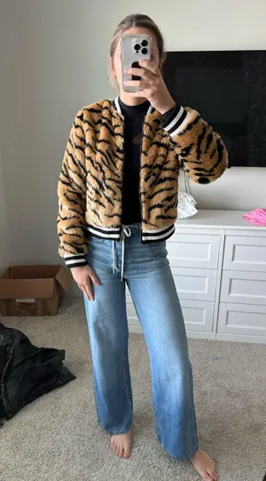 Boutique Tiger Jacket Multiple Size M thumbnail 2