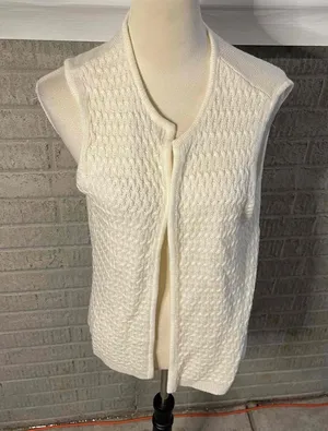 BFA Classics Vintage Quilted Sleeveless Sweater Vest‎ Size Large thumbnail 1