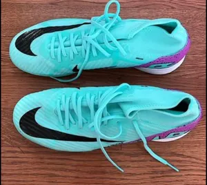 Nike Women’s Size 8.5 Mercurial Vapor 15 Academy Indoor/Court Low-Top Soccer Shoes thumbnail 5