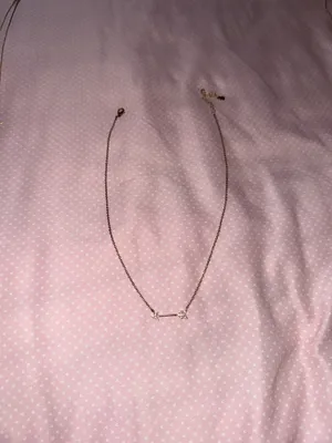 Francesca's Gold Arrow Necklace thumbnail 2
