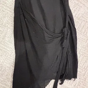 Princess polly Black Dress thumbnail 3