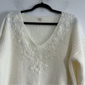 POL Cream V-Neck Pearl Beaded Floral Sweater Size Small Boho Coquette thumbnail 5