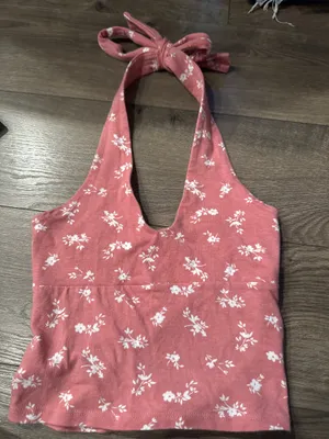 Hollister Halter Tank Top thumbnail 1