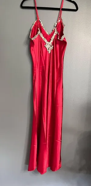 Elegant Vintage Red Satin Maxi Slip Dress Lace Trim Sleepwear Women’s Sz S EUC thumbnail 4