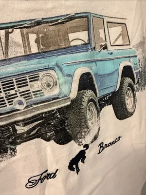 Ford Bronco Vintage Style Mountain Graphic Crop Tee Cream / Black Oversized Fit thumbnail 3