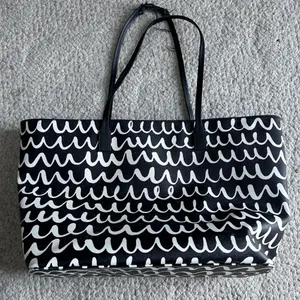 Kate Spade Shore Street Margereta Tote Black and White **Damaged Strap** Zip top thumbnail 3