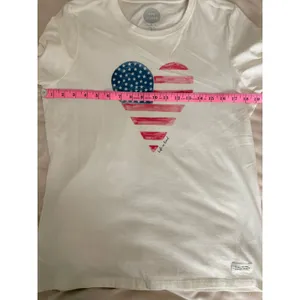 Life is Good Womens Crusher Tee White American Flag Heart Graphic T-Shirt Size M thumbnail 8