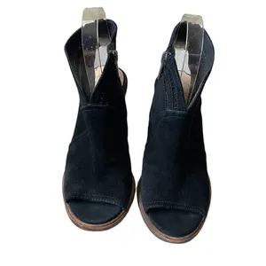 Vince Camuto Peep Toe Stacked Block Heel Faux Suede Sling Back Sandals Size 7.5 thumbnail 2