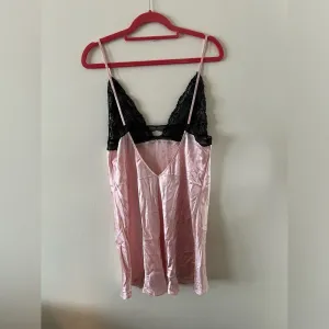 New Women’s Victoria’s Secret Pink Layering Lace Satin Slip Nightgown Babydoll L thumbnail 2