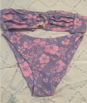 Kulani Kinis Floral Bikini Set thumbnail 1