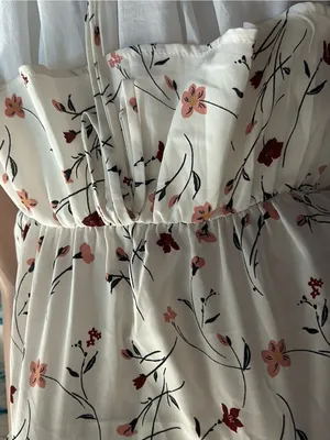 Sienna Sky Cream & Pink Floral V-Neck Blouse SZ Small NWT thumbnail 8