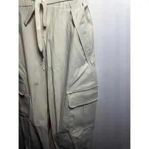 Brand New Halara Women's Size XS White Cargo High Waisted Pants thumbnail 5