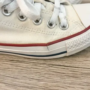 Converse Women's White Low Top Sneakers Size 6.5 thumbnail 10
