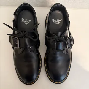 Dr. Martens Docs Henree Black Polished Smooth Leather Buckle Shoes Size 6 /EU 37 thumbnail 5