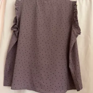 Mauve Purple Sleeveless Polo Blouse with Ruffles thumbnail 6