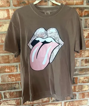 Comfort Colors Espresso Graphic Tee with Camo Tongue Design thumbnail 1