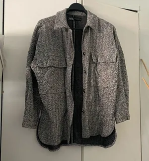 Zara Gray Button-Up Shirt thumbnail 2