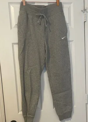 Nike Gray Sweatpants thumbnail 1