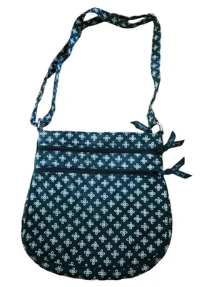 Vera Bradley Bag Womens Size Adjustable Green Crossbody Floral Zipper‎ Pockets thumbnail 1
