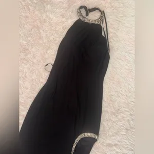 NWOT MAC DUGGAL 26533 HIGH SLIT HALTER RHINESTONE ACCENTS Black Dress sz 6 thumbnail 8