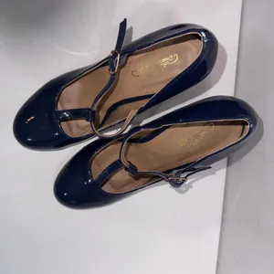 Journee Collection Old Money Business Casual Formal T‎ Strap Stiletto Blue Pumps thumbnail 4