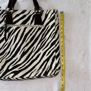 Cynthia Rowley Zebra‎ Print Purse thumbnail 6