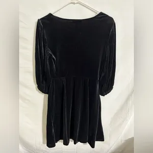 ModCloth Black Velvet Dress‎ thumbnail 4
