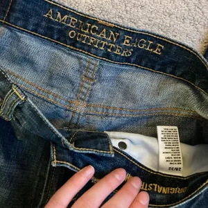 American Eagle Mid-Rise Straight Leg Dark Wash Jeans thumbnail 3