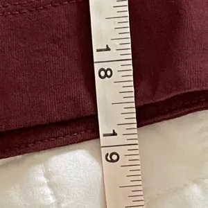 Wilfred Aritzia Women's Burgundy Cropped Top size Small thumbnail 5