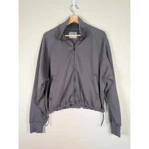 YPB Your Personal Best Womens‎ Gray Full Zip Cropped Jacket Mock Neck Medium thumbnail 2