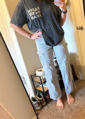 Divided gray cargo pants thumbnail 1