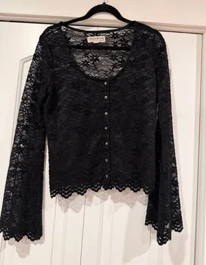 Idyllwind Russello Lace Long Bell Sleeve Top Black Lace Button-Front Shirt large thumbnail 1