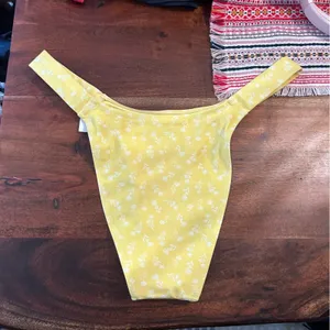 House of CB‎ Mariposa Yellow White Floral Print Bikini Bottoms Swim NWT Size L thumbnail 5
