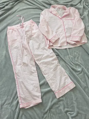 Victoria's Secret Pajama Set Pink thumbnail 1