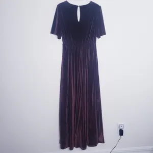 Baltic Born Vivian Velvet Maxi Dress Short Sleeve New Without TagsV-Neckline thumbnail 7