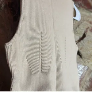 Commense Solid Basic Tank Top size xs thumbnail 4