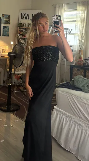 Long Black Dress thumbnail 3